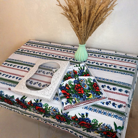 Скатертина вишиванка букет 150*220